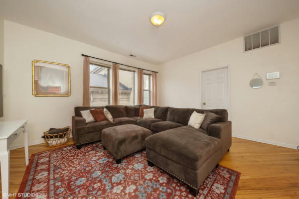 6148 S WOODLAWN AVE APT 3A, CHICAGO, IL 60637, photo 3 of 10