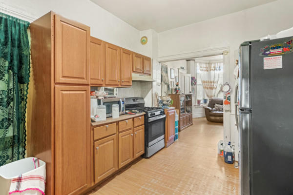 1747 W 17TH ST, CHICAGO, IL 60608, photo 4 of 37