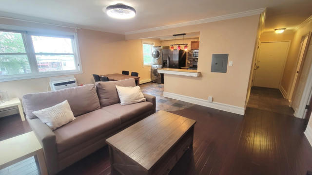 2409 W BALMORAL AVE APT 3A, CHICAGO, IL 60625, photo 3 of 16