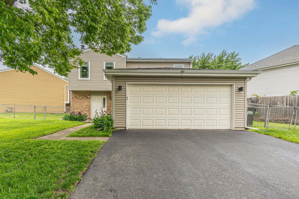 990 WOODSIDE DR, ROSELLE, IL 60172, photo 1 of 20