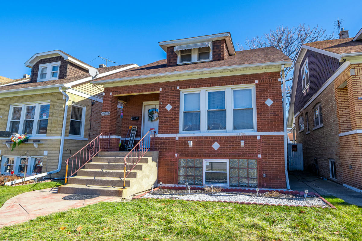 2619 N MAJOR AVE, CHICAGO, IL 60639, photo 1 of 33