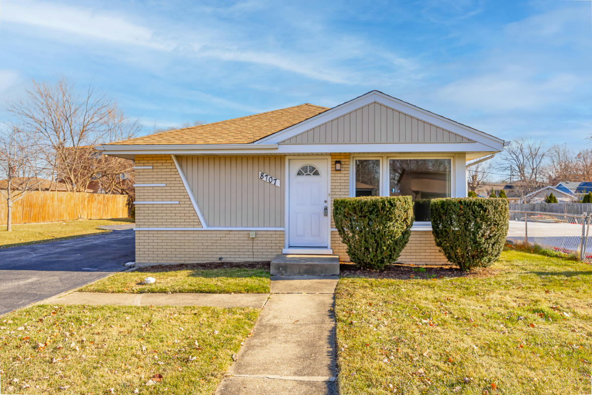 8707 S 81ST CT, HICKORY HILLS, IL 60457, photo 1 of 23