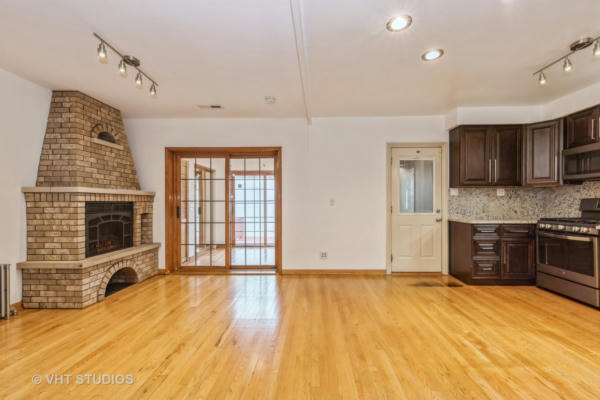 3007 N NARRAGANSETT AVE, CHICAGO, IL 60634, photo 4 of 16