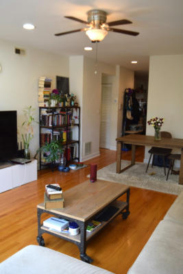 2620 W ROSEMONT AVE APT 2, CHICAGO, IL 60659, photo 3 of 21