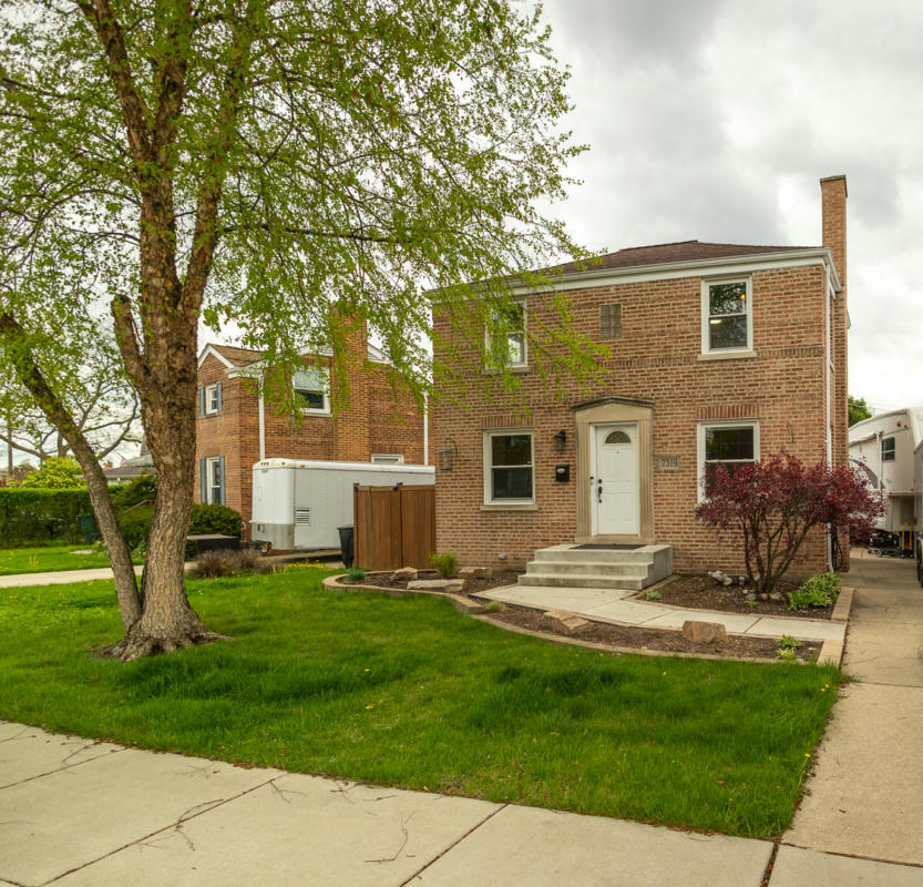 7319 W SUMMERDALE AVE, CHICAGO, IL 60656, photo 1 of 18