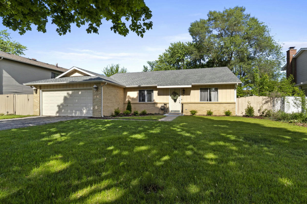 312 THISTLE DR, BOLINGBROOK, IL 60490, photo 1 of 22