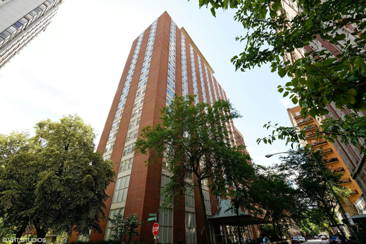 1325 N STATE PKWY APT 18A, CHICAGO, IL 60610, photo 1 of 23