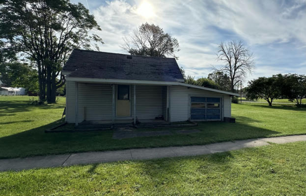 320 S MAIN ST, ATWOOD, IL 61913 - Image 1