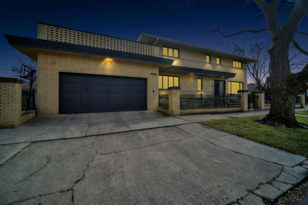 8921 S EBERHART AVE, CHICAGO, IL 60619 - Image 1