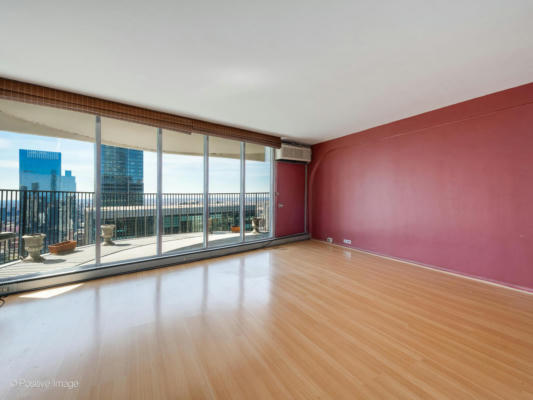 300 N STATE ST APT 5801, CHICAGO, IL 60654, photo 4 of 15