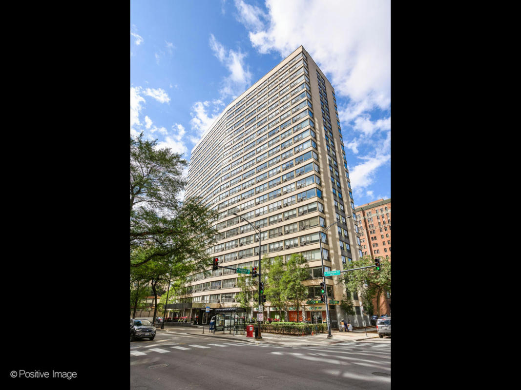 2930 N SHERIDAN RD APT 208, CHICAGO, IL 60657, photo 1 of 14