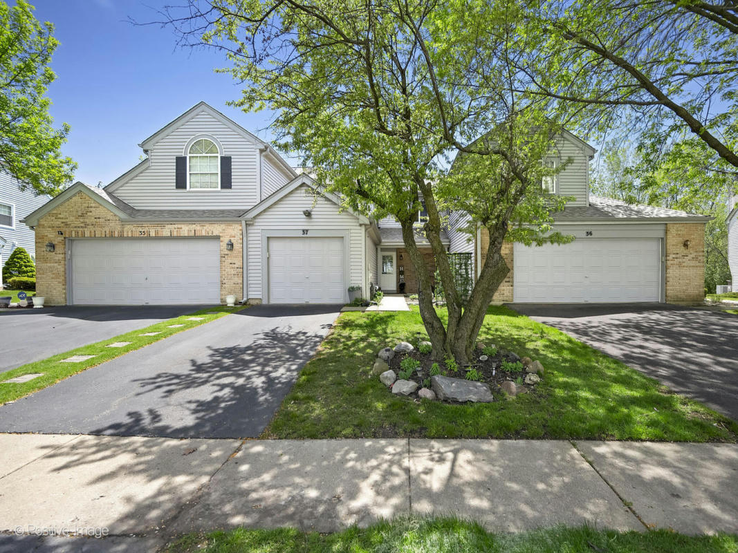 37 KING DR, STREAMWOOD, IL 60107, photo 1 of 26