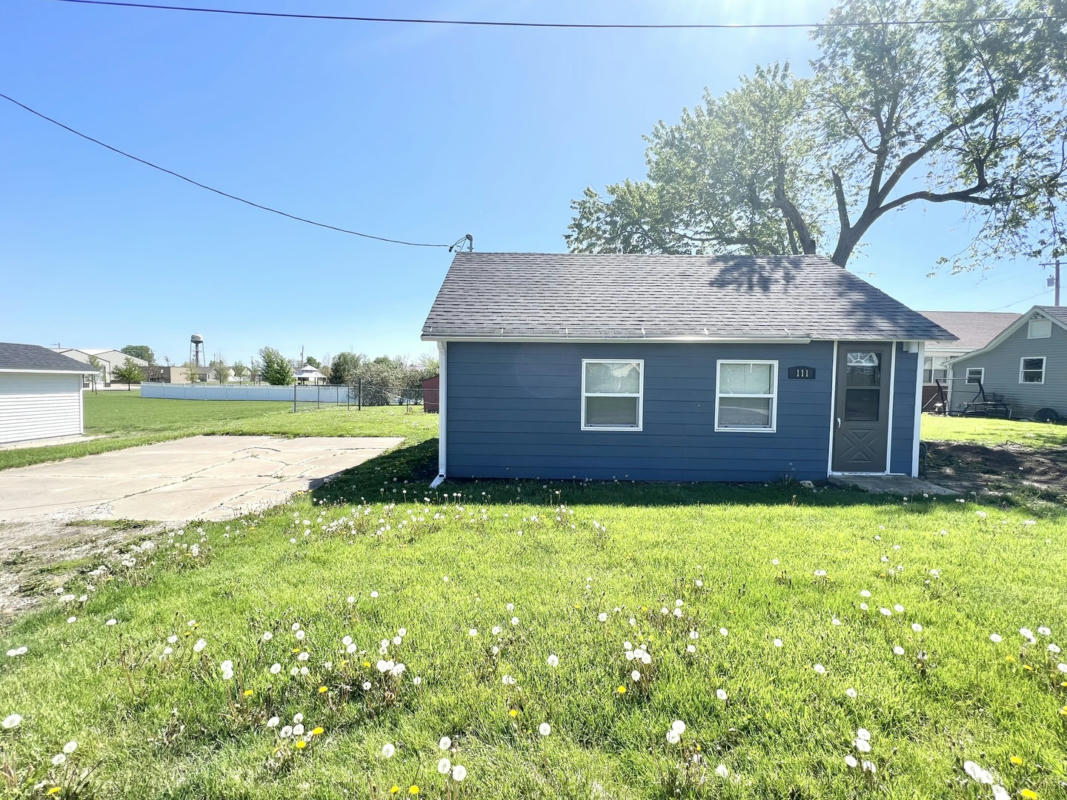 111 S WEST ST, GIFFORD, IL 61847, photo 1 of 13