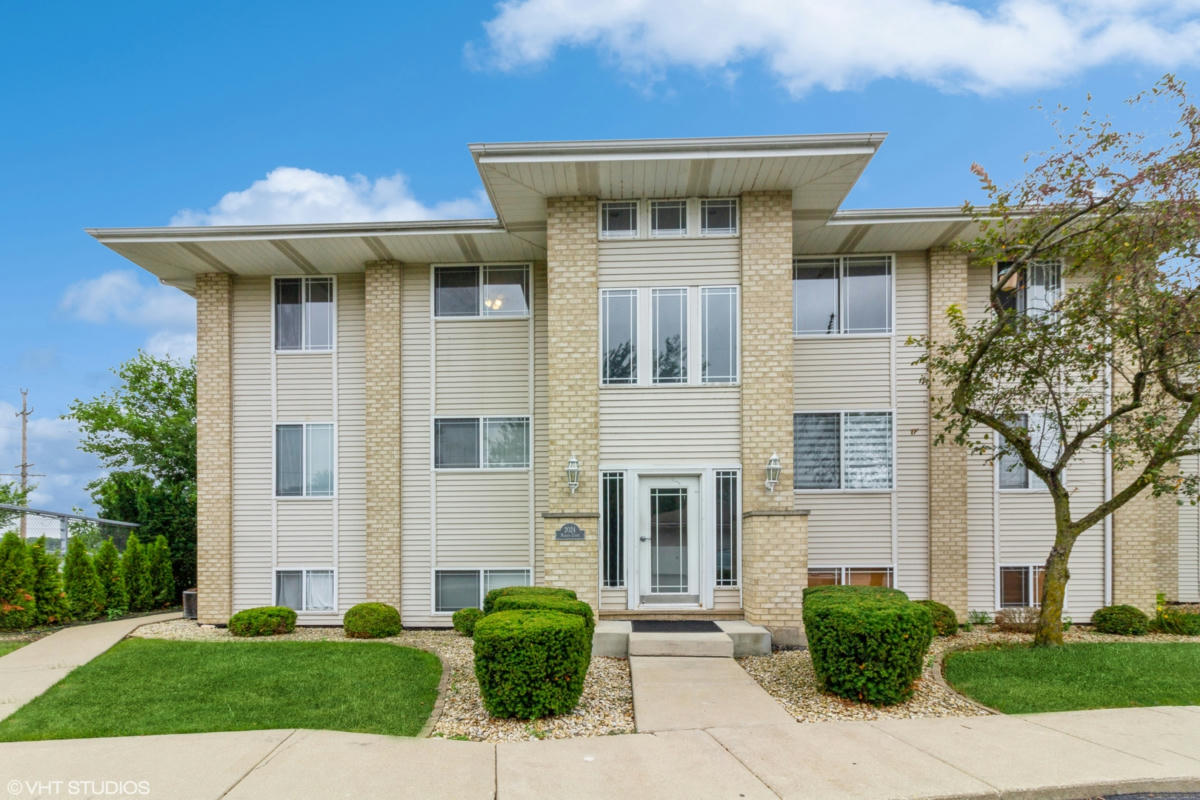 2024 MANICO CT UNIT 300, CREST HILL, IL 60403, photo 1 of 15