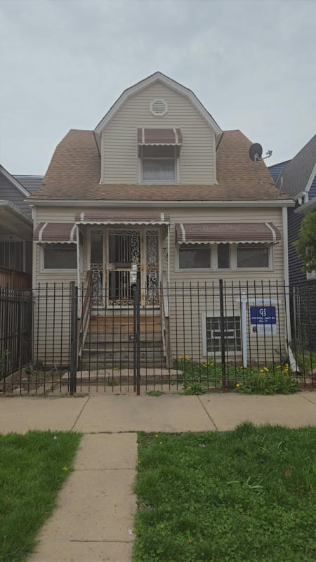 737 N LOREL AVE, CHICAGO, IL 60644, photo 1 of 21