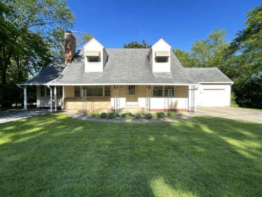 2391 GREENVIEW RD, NORTHBROOK, IL 60062 - Image 1