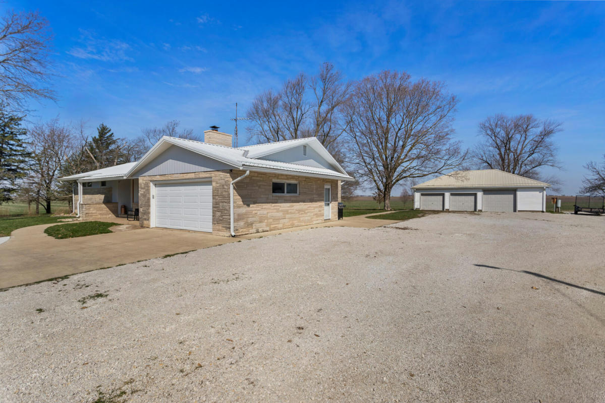 2578 COUNTY ROAD 400 N, BROADLANDS, IL 61816, photo 1 of 47