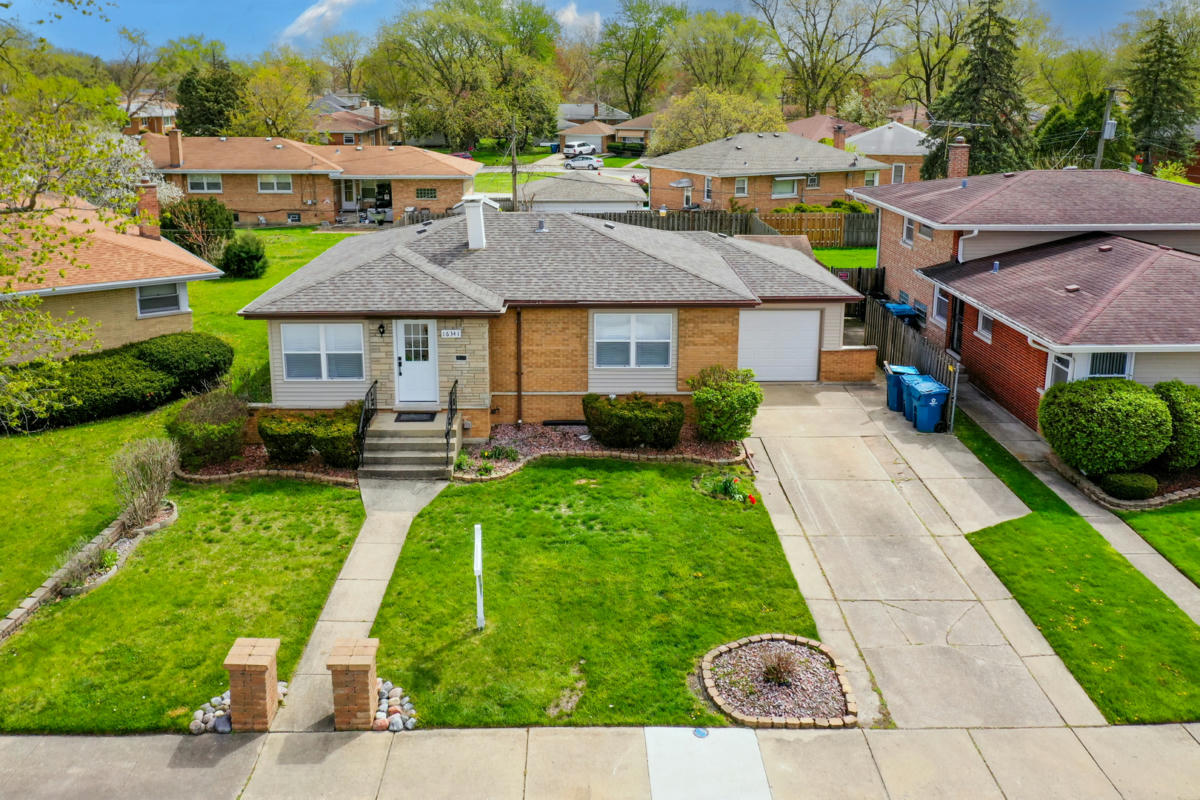 16341 INGLESIDE AVE, SOUTH HOLLAND, IL 60473, photo 1 of 25