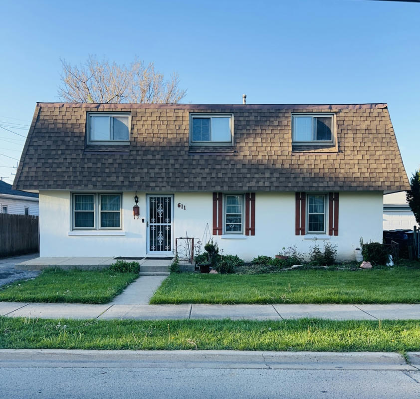 611 W GREEN ST, BENSENVILLE, IL 60106, photo 1 of 15