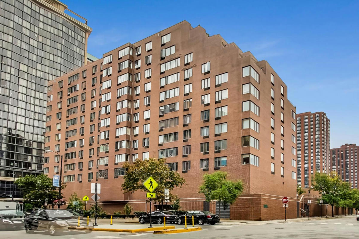 801 S PLYMOUTH CT APT 1112, CHICAGO, IL 60605, photo 1 of 12