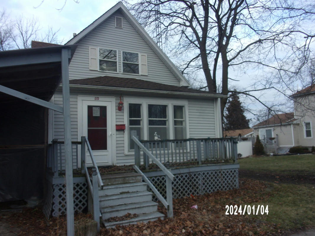 110 N HARTWELL ST, GILMAN, IL 60938, photo 1 of 4