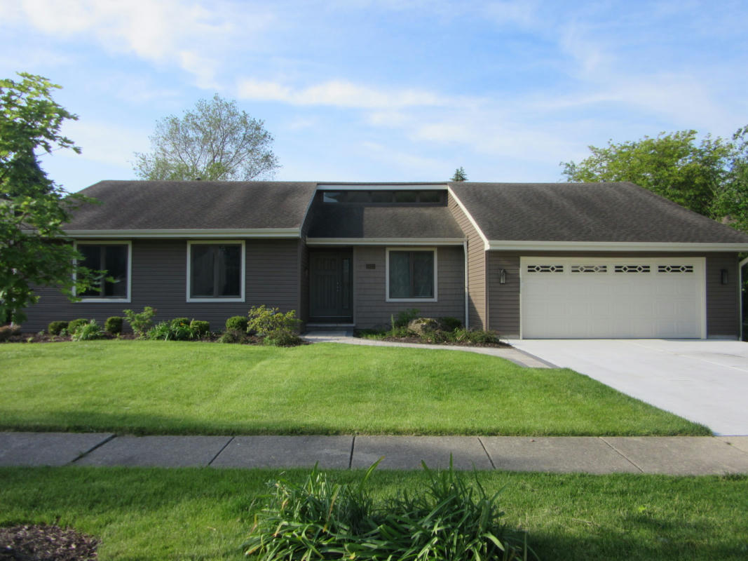 1112 ROSEWOOD ST, SHOREWOOD, IL 60404, photo 1 of 24