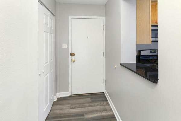 900 W FULLERTON AVE APT 2A, CHICAGO, IL 60614, photo 4 of 17