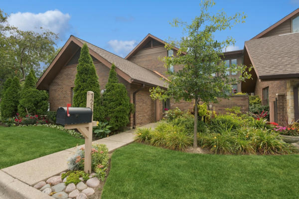 1210 HAWTHORNE LN, HINSDALE, IL 60521 - Image 1