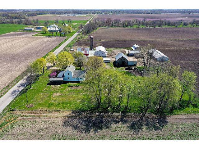 15863 N COUNTY ROAD 300E, HUMBOLDT, IL 61931, photo 1 of 9