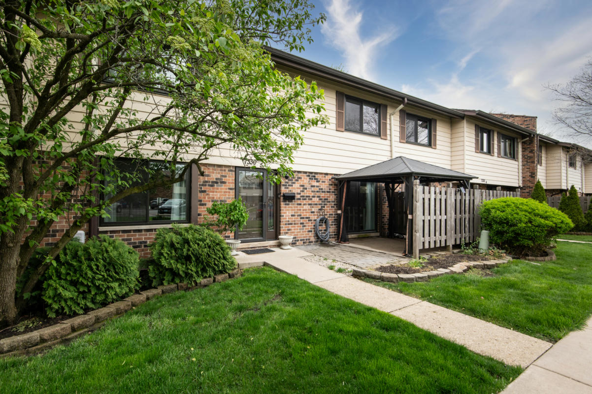 7330 WINTHROP WAY UNIT 5, DOWNERS GROVE, IL 60516, photo 1 of 29