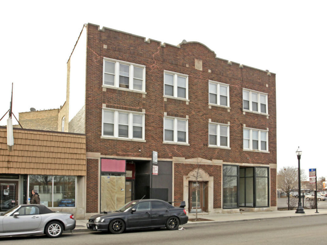 3922 N MILWAUKEE AVE, CHICAGO, IL 60641, photo 1 of 6