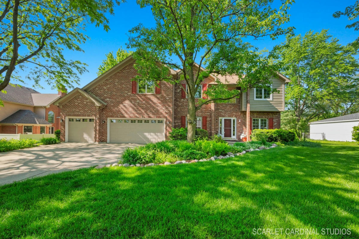 24 TRAUBE AVE, DOWNERS GROVE, IL 60515, photo 1 of 34