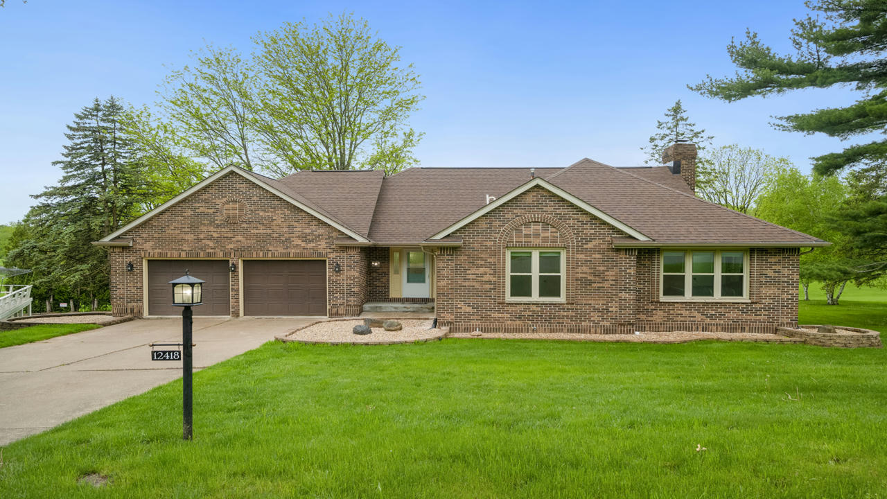 12418 N GATE CT, ROSCOE, IL 61073, photo 1 of 50