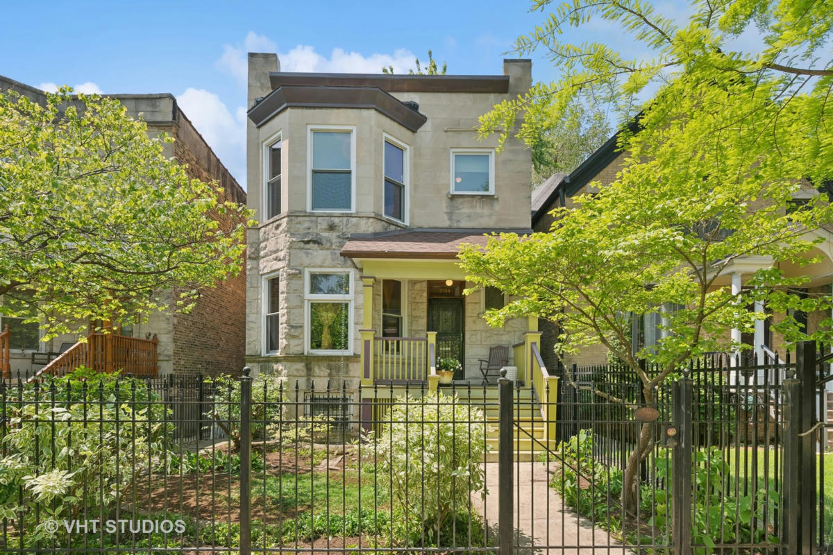 2744 N MOZART ST, CHICAGO, IL 60647, photo 1 of 26