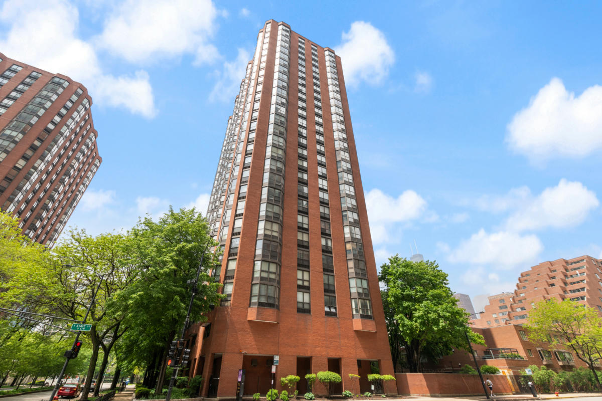 899 S PLYMOUTH CT APT 1505, CHICAGO, IL 60605, photo 1 of 24