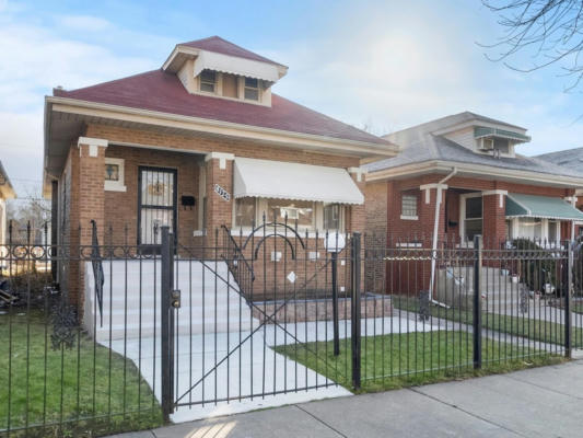 8125 S MANISTEE AVE, CHICAGO, IL 60617 - Image 1