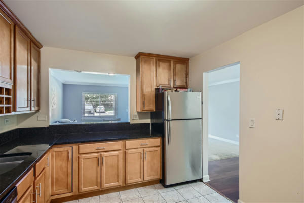 435 S CLEVELAND AVE APT 104, ARLINGTON HEIGHTS, IL 60005, photo 4 of 14