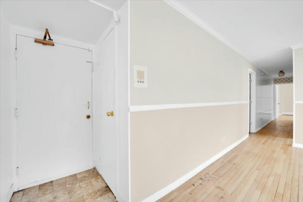 6161 N HOYNE AVE # D102, CHICAGO, IL 60659, photo 5 of 27