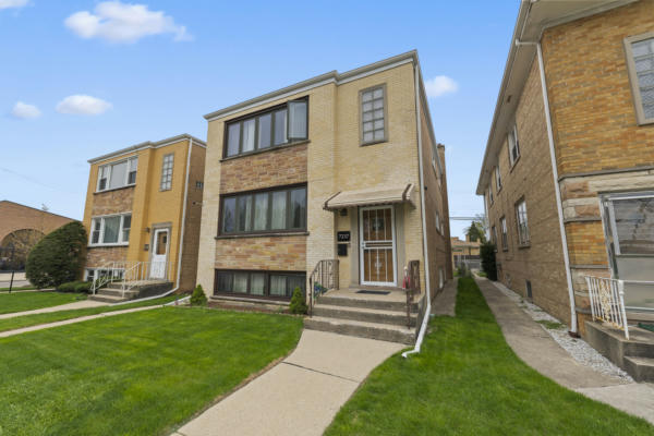 7237 W BELMONT AVE, CHICAGO, IL 60634, photo 3 of 33