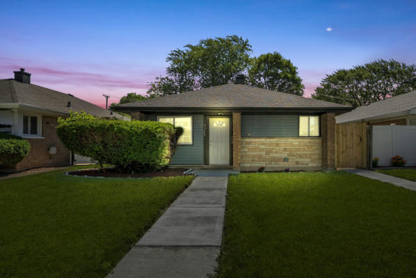 9529 S CONSTANCE AVE, CHICAGO, IL 60617 - Image 1