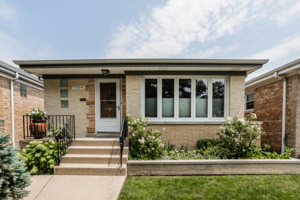 7509 N OCTAVIA AVE, CHICAGO, IL 60631 - Image 1