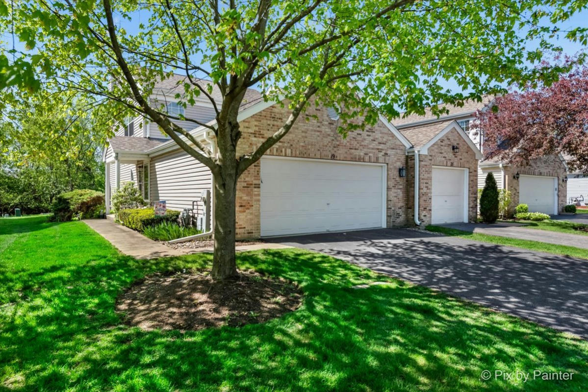 19 KING DR # 0, STREAMWOOD, IL 60107, photo 1 of 46