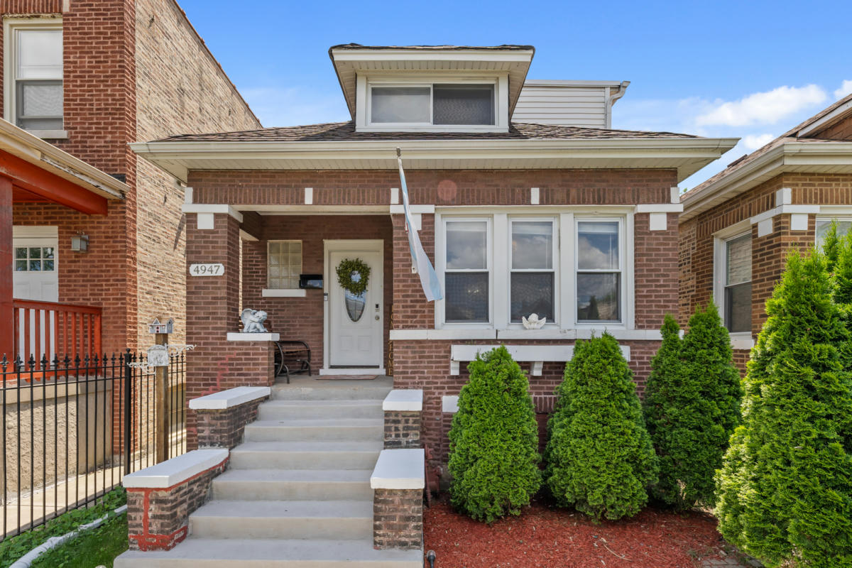 4947 W KAMERLING AVE, CHICAGO, IL 60651, photo 1 of 26