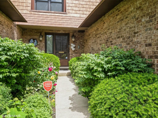 4026 DUNDEE RD, NORTHBROOK, IL 60062 - Image 1