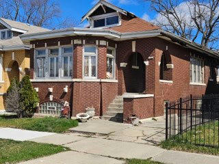 8353 S HERMITAGE AVE, CHICAGO, IL 60620, photo 2 of 4