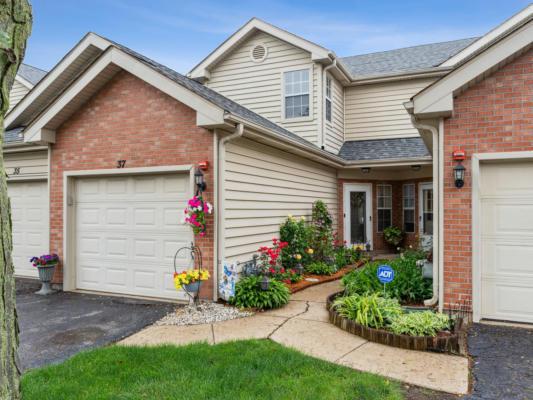 37 FAIRWAY DR, GLENDALE HEIGHTS, IL 60139 - Image 1