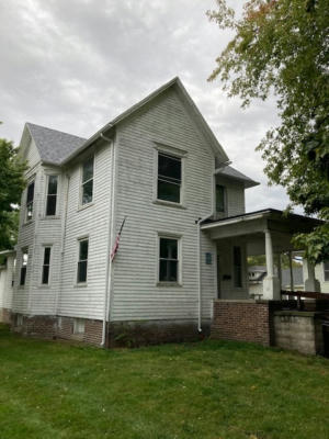 221 S 3RD ST, WATSEKA, IL 60970 - Image 1