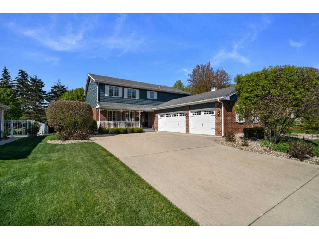 10700 CHURCHILL DR, ORLAND PARK, IL 60467, photo 1 of 24
