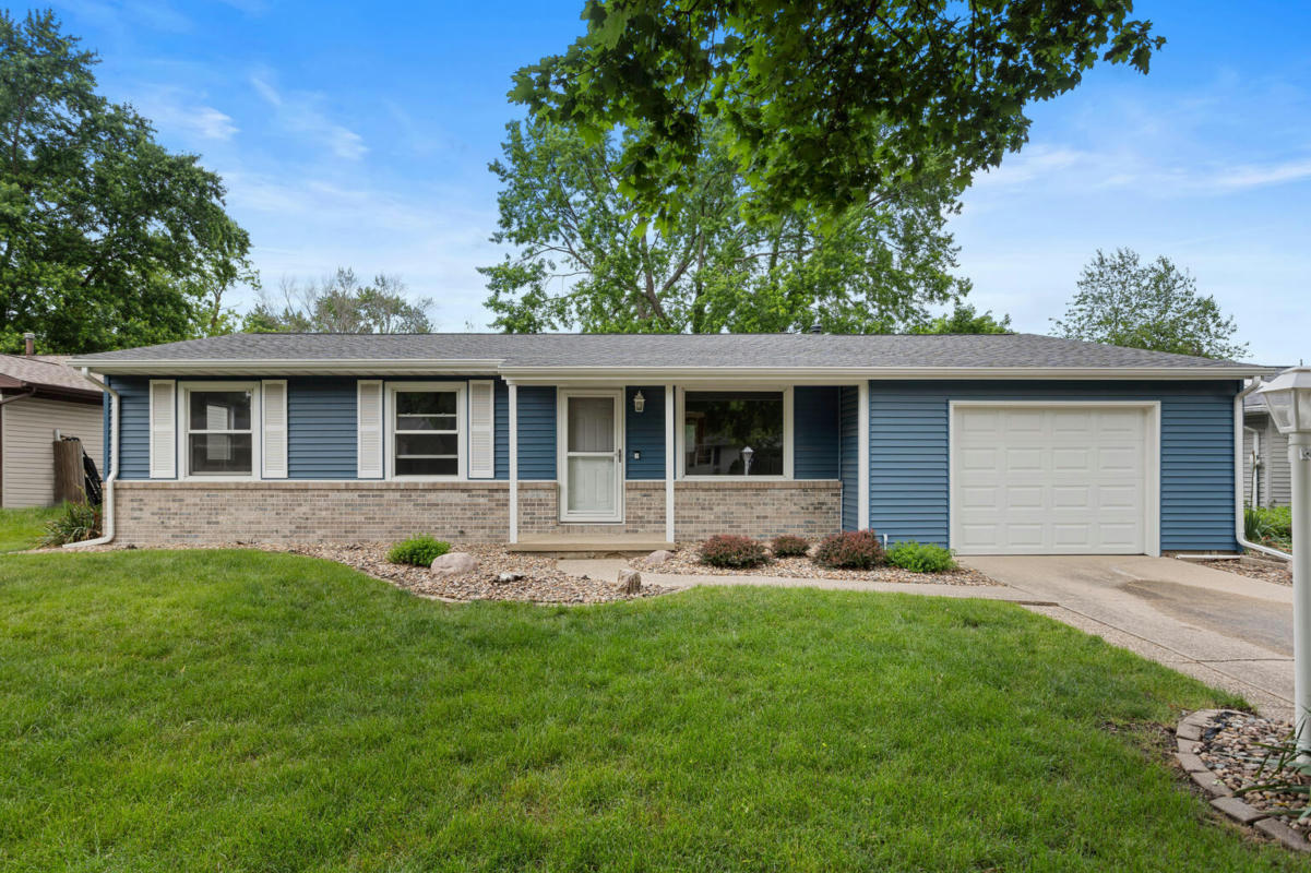 2110 BLACKTHORN DR, CHAMPAIGN, IL 61821, photo 1 of 29