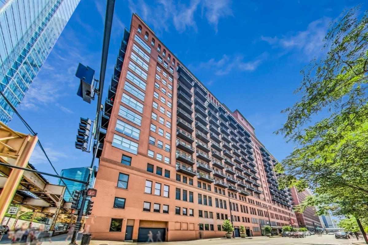 165 N CANAL ST APT 919, CHICAGO, IL 60606, photo 1 of 18